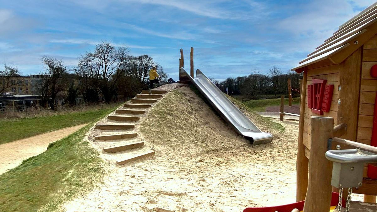 Images for Quality play space for Stoneham Lane housing development