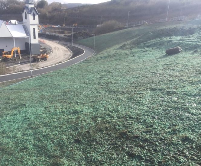 Verdyol Biotic Earth used for slope surface preparation