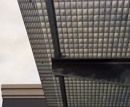Variable galvanised steel floor gratings