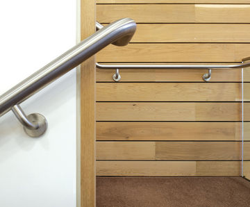 B10 - stainless steel wall-mounted handrail