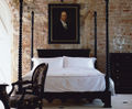 Venetian four-poster bed