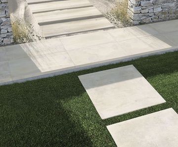 Gosford Lime oak-effect white porcelain paving