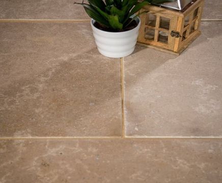 Burford tumbled limestone flooring flagstones