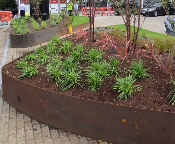 Bespoke corten steel landscape edging EverEdge