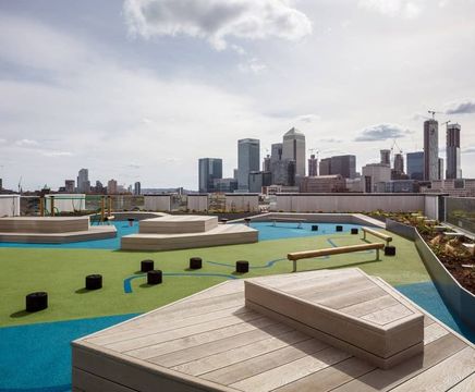 Wetpour play surface for Canary Wharf Rooftop Terrace