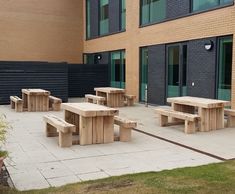 Robust green oak picnic suites for Nike's UK head office