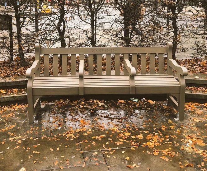 Timber seat for City of London