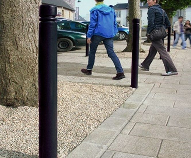 City fixed steel bollard