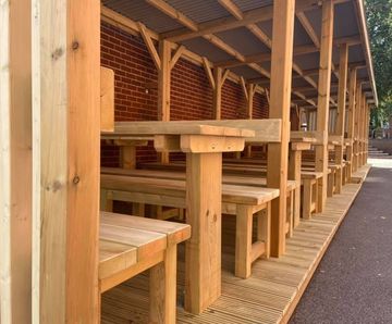 Timber outdoor classroom / shelter - All Hallows School
