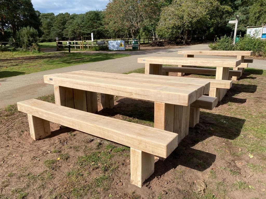 Cranham green oak picnic table and bench set Branson Leisure