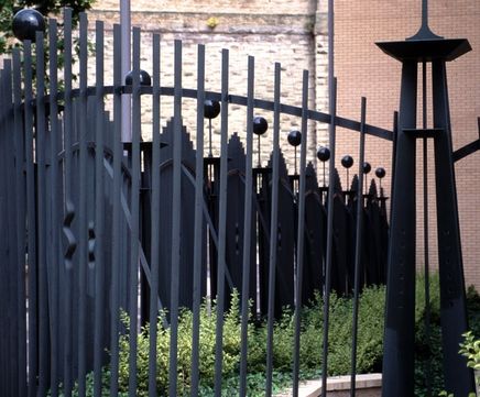 Contemporary bespoke steel railings