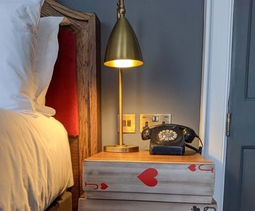 Decorative wiring accessories - Hotel Indigo, Bath