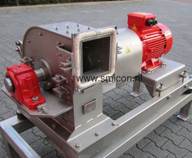 Smicon grinders for pulverising organic matter