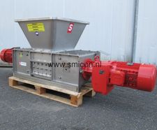 Smicon shredder for foodstuff and animal feed processing
