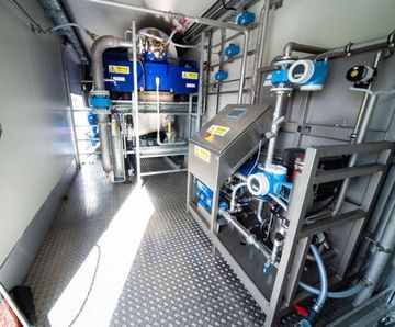 DP66-422 mobile sludge dewatering units