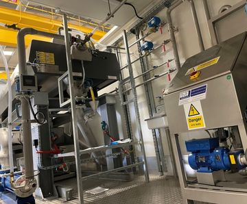 Sophia test and demonstration centrifuge rig