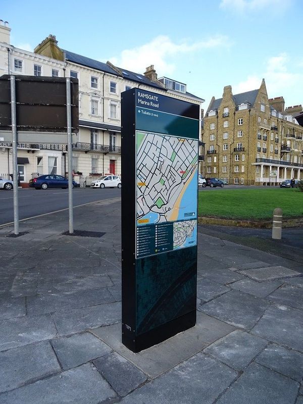 Images for Contemporary wayfinding signage scheme for coastal town