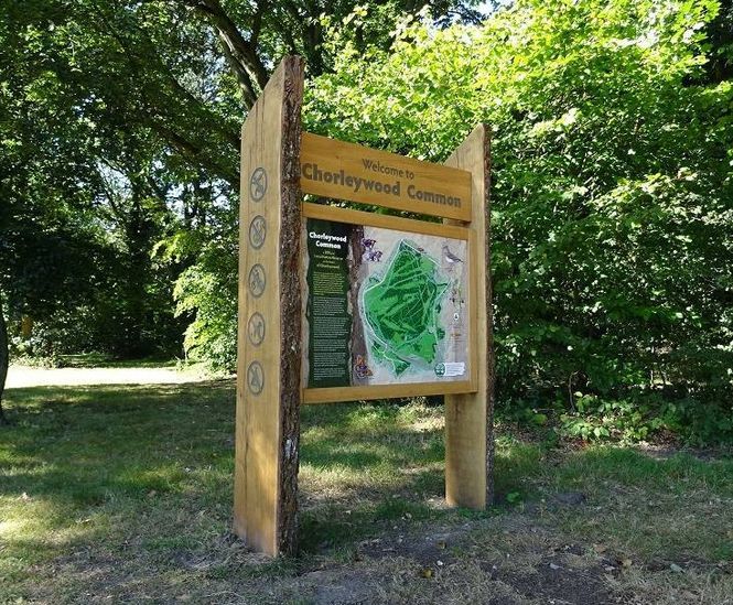 Oak interpretation and orientation signs - Chorleywood Common