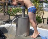 Richter Spielgerate Mushroom Pump for water play  - on this page