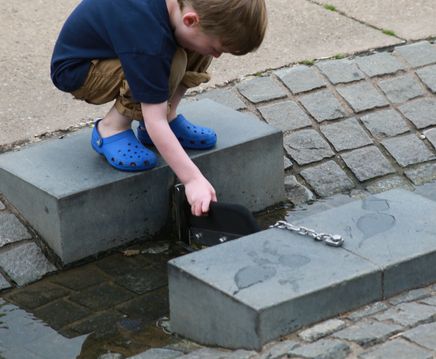 Richter Spielgerate Damming Wedge for water play