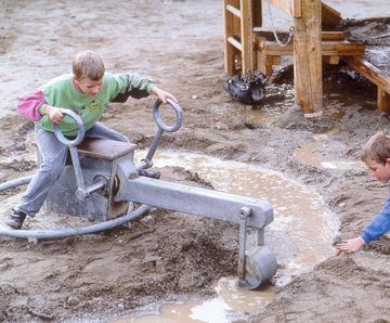 Richter Spielgerate Large Excavator for sand play