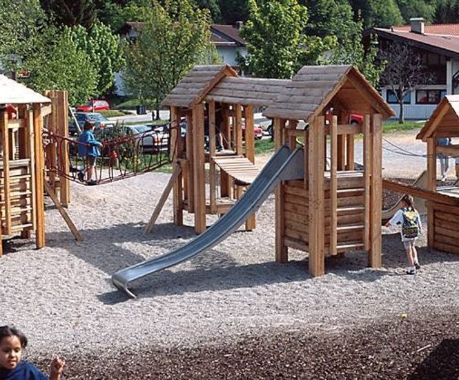Play Village multiplay unit