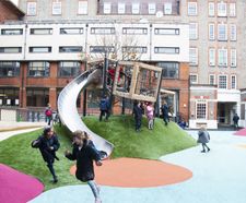 Bespoke playground for Lycée Français school, London
