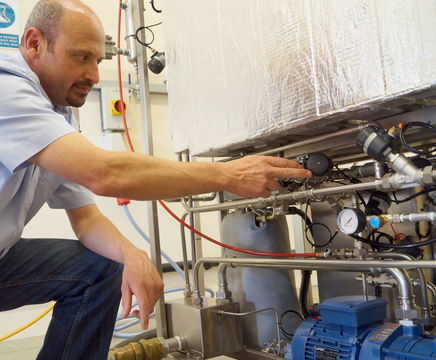 Compact process valves meet cost and performance targets