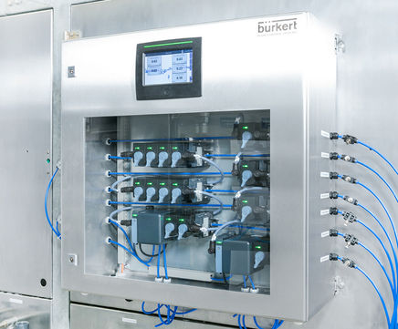 More function modules for compact water analysis system