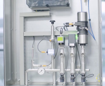 Temperature control for heating and cooling processes