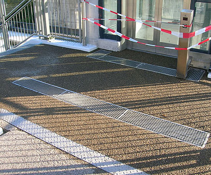 Type 670 channel drain for concrete/resin/tiled floors