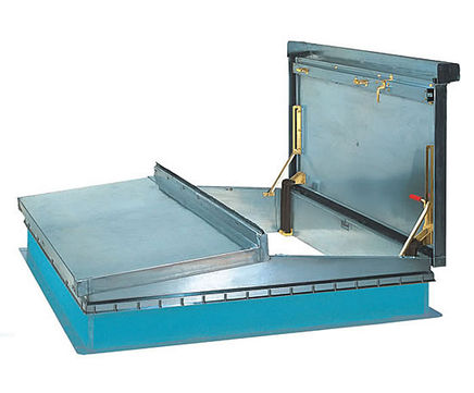 Type D-50T equipment access roof hatch