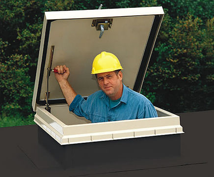 Type S-50TB fixed ladder access hatch