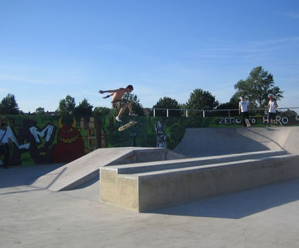 Creation of a concrete skate park, Corsham