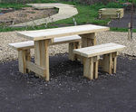 Natural green oak picnic set with wheelchair access
