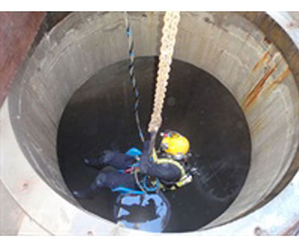 Commercial diving services