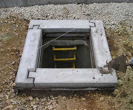 Precast concrete manhole seating rings