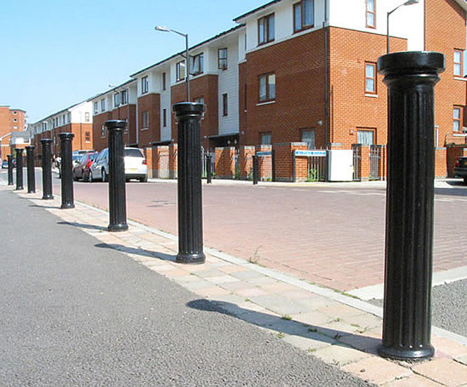 Doric Bollard - Greek inspired cast iron bollard