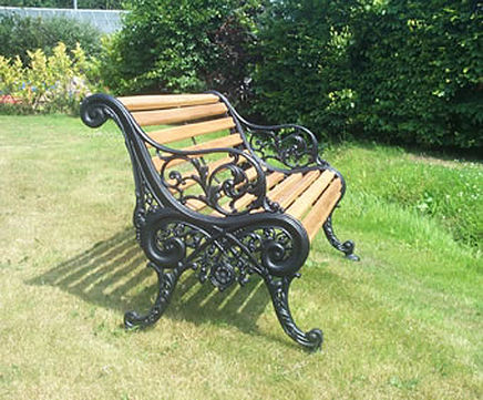 Carron Mystery timber/cast iron bench