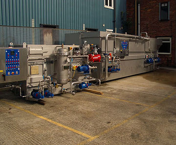 Submerged aerated media for food industry waste water