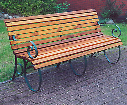 Letchworth steel-framed seat