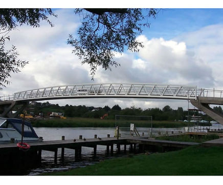 Warren design steel footbridges