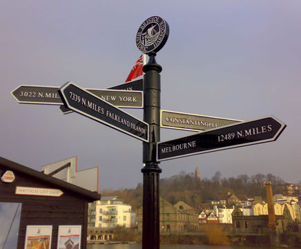 Bespoke fingerpost wayfinding signs