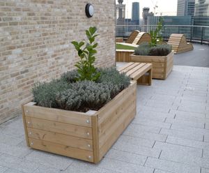 Grenadier roof garden planter